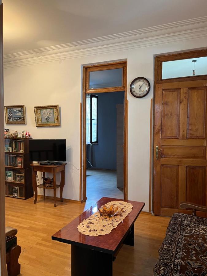Apartment 54 ティビリシ エクステリア 写真